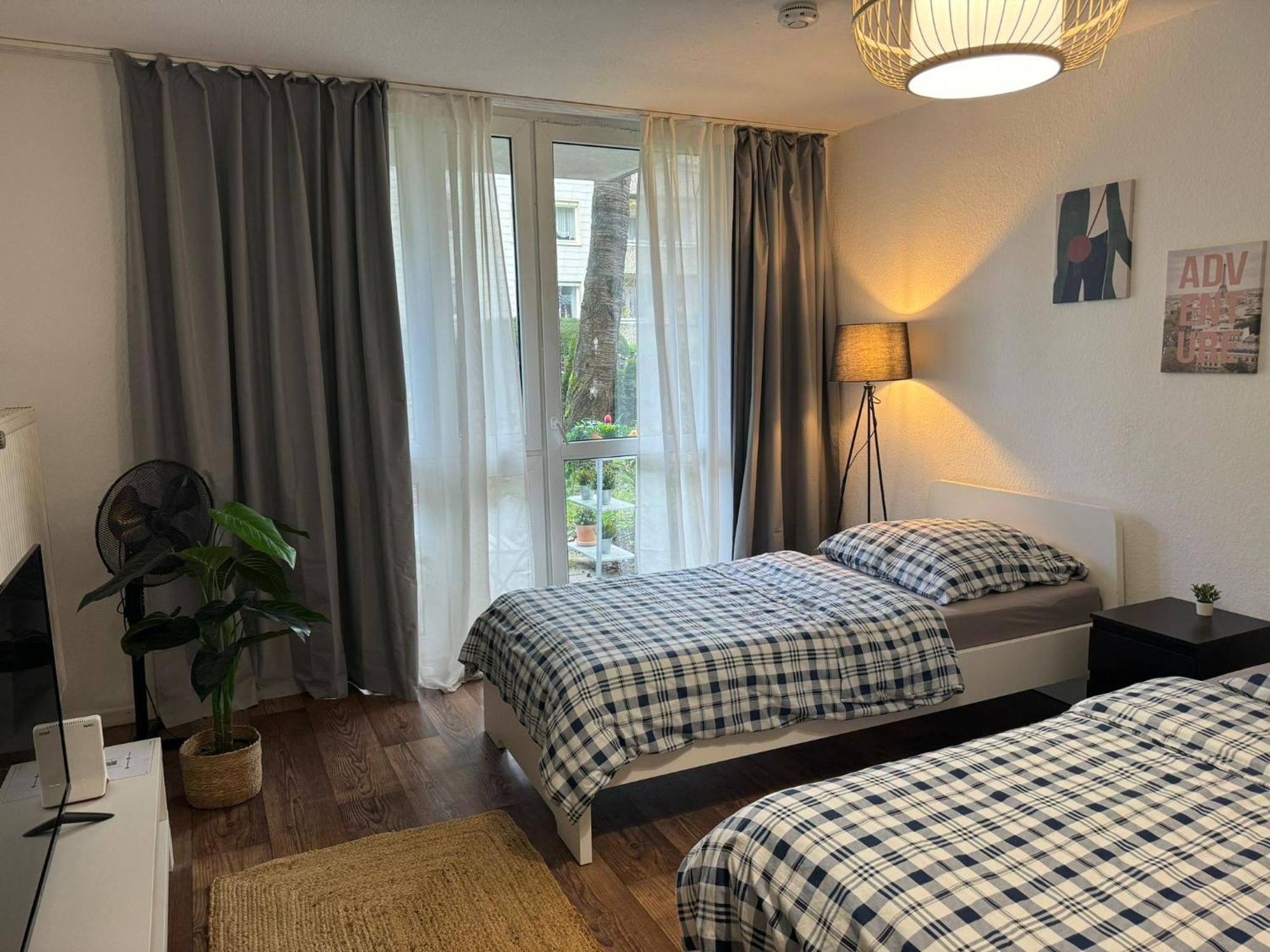 Sweet Home Apartment Hannover West - Contactless Check-In Экстерьер фото