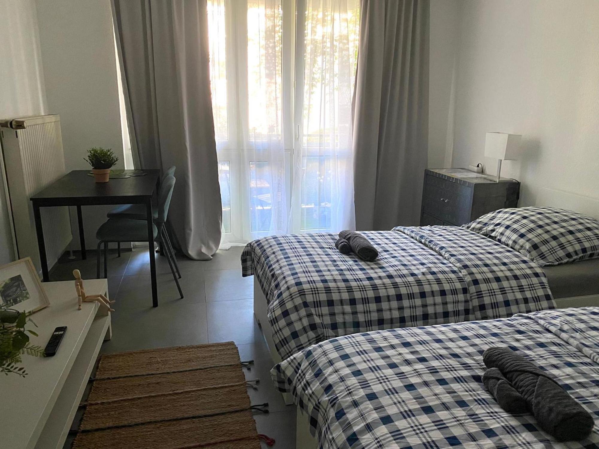 Sweet Home Apartment Hannover West - Contactless Check-In Экстерьер фото